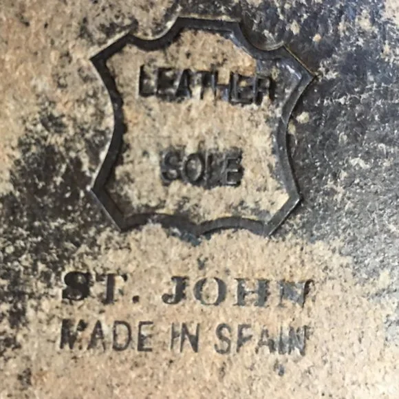 ST JOHN Black Soft Patent with Matte Gold Heel Pumps - Picture 14 of 15